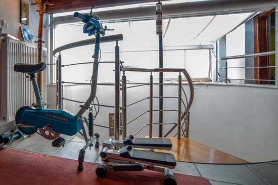 Fitness equipment