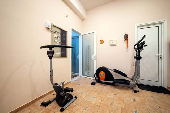 Fitness equipment